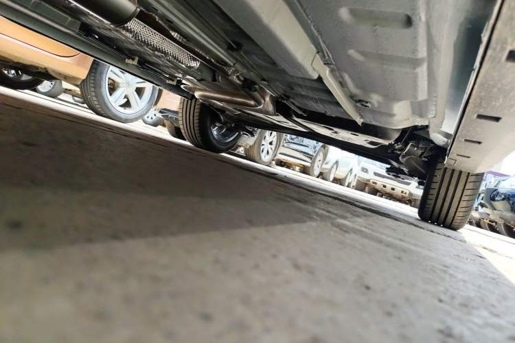 Used Dongfeng Aeolus Yixuan GS 2025 Mach-Edition 1.5L Automatic Starry Edition Chassis Front Left