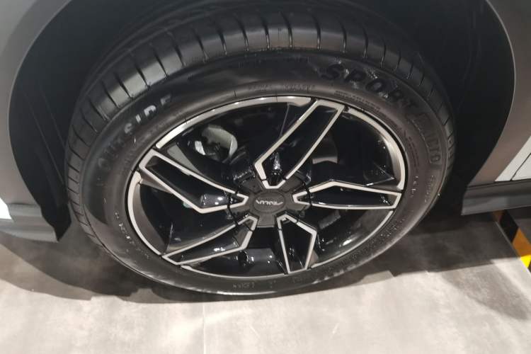 Used Dongfeng Aeolus Yixuan GS 2025 Mach-Edition 1.5L Automatic Starry Edition Exterior 7