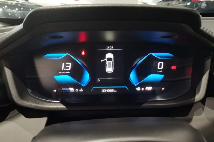 Used Dongfeng Aeolus Yixuan GS 2025 Mach-Edition 1.5L Automatic Starry Edition Instrument Cluster