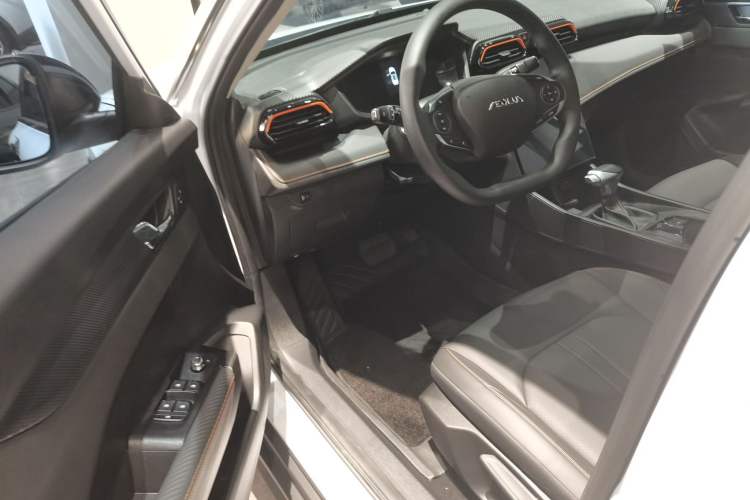 Used Dongfeng Aeolus Yixuan GS 2025 Mach-Edition 1.5L Automatic Starry Edition Interior 3