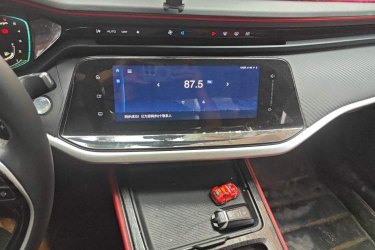 Used Dongfeng Aeolus Yixuan MAX 2021 1.5T Ultra-Stylish Trendsetter Edition Audio And AC Panel