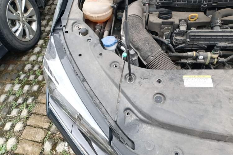 Used Dongfeng Aeolus Yixuan MAX 2021 1.5T Super-Powered Dad Edition Engine Bay Right