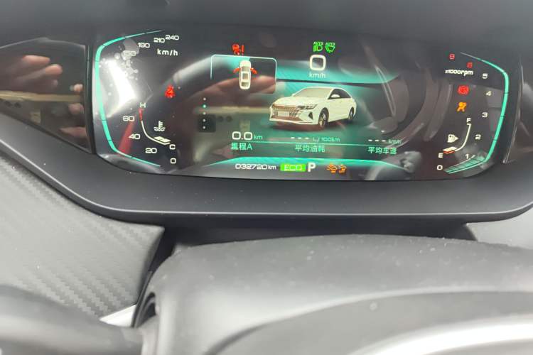 Used Dongfeng Aeolus Yixuan MAX 2021 1.5T Ultra-Stylish Trendsetter Edition Odometer Close Up