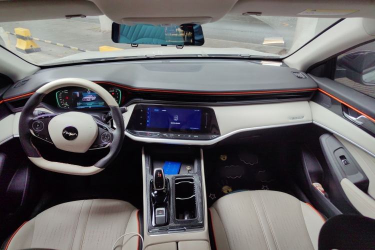 Used Dongfeng Aeolus Yixuan MAX 2023 1.5T Super Cool Trendy Dad Edition Interior 2