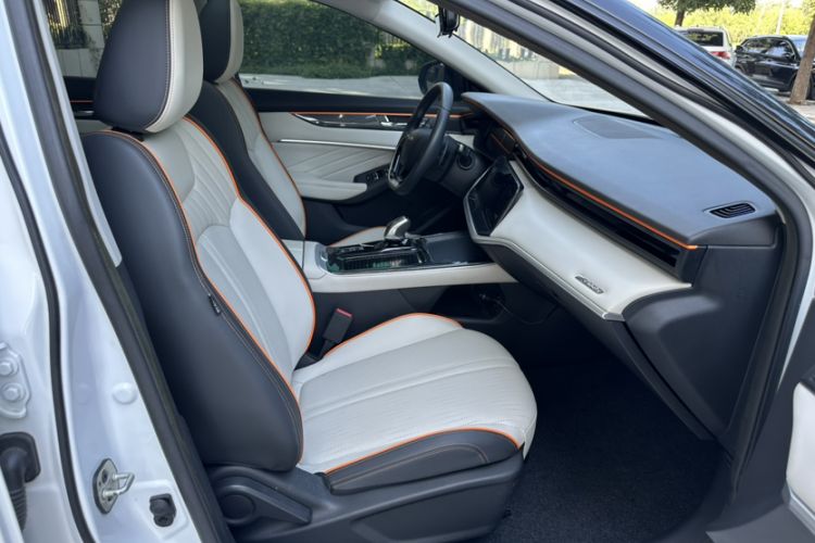 Used Dongfeng Aeolus Yixuan MAX 2021 1.5T Super Cool Trendy Dad Edition Right Front Seat