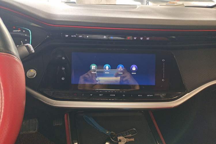Used Dongfeng Aeolus Yixuan MAX 2021 1.5T Ultra-Stylish Trendsetter Edition Audio And AC Panel