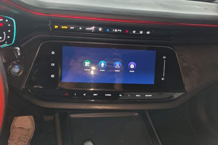Used Dongfeng Aeolus Yixuan MAX 2021 1.5T Dark Night Sharp Edition Audio And AC Panel