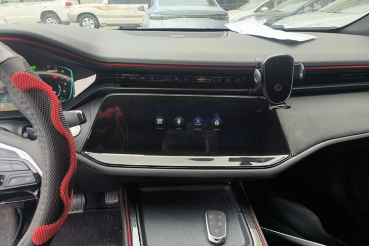 Used Dongfeng Aeolus Yixuan MAX 2021 1.5T Dark Night Sharp Edition Audio And AC Panel