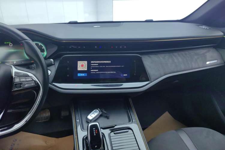Used Dongfeng Aeolus Yixuan MAX 2021 1.5T Nightbreak Dawn Edition Audio And AC Panel