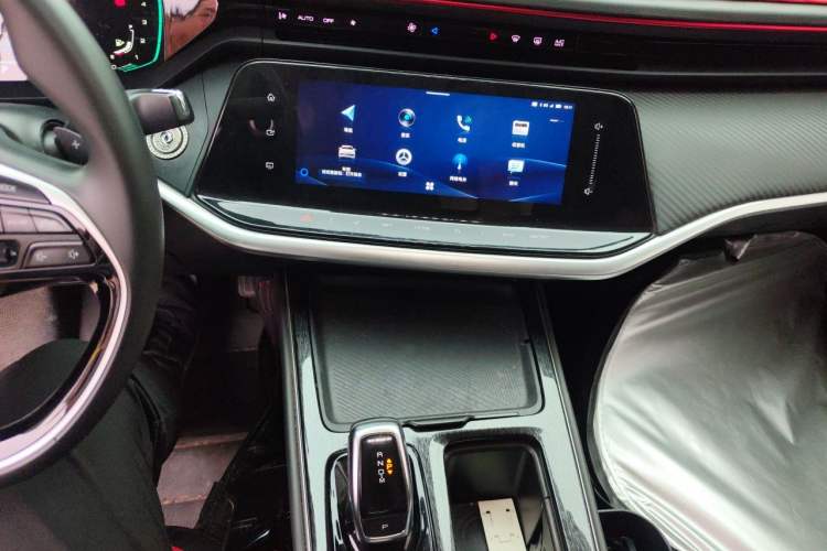 Used Dongfeng Aeolus Yixuan MAX 2021 1.5T Super-Powered Dad Edition Audio And AC Panel