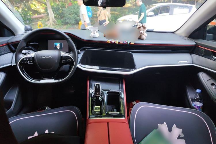 Used Dongfeng Aeolus Yixuan MAX 2021 1.5T Ultra-Stylish Trendsetter Edition Center Console