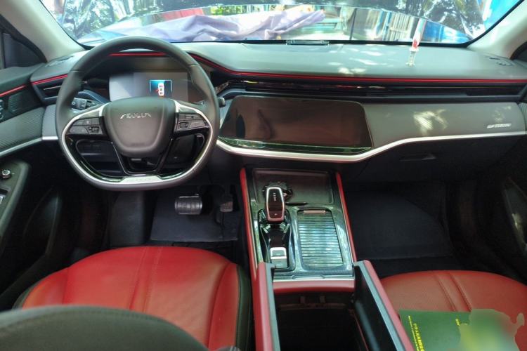 Used Dongfeng Aeolus Yixuan MAX 2021 1.5T Ultra-Stylish Trendsetter Edition Center Console
