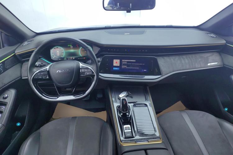 Used Dongfeng Aeolus Yixuan MAX 2021 1.5T Nightbreak Dawn Edition Center Console