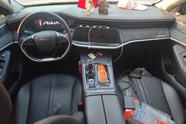 Used Dongfeng Aeolus Yixuan MAX 2021 1.5T Super Cool Dad Edition Center Console