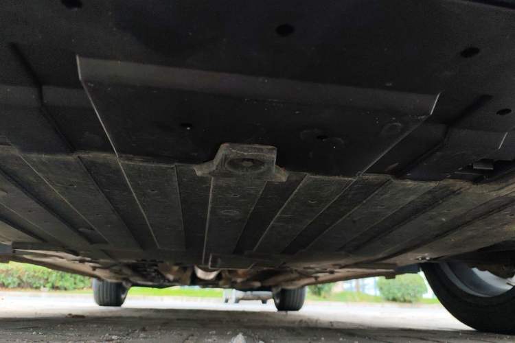 Used Dongfeng Aeolus Yixuan MAX 2021 1.5T Super-Powered Dad Edition Chassis Front