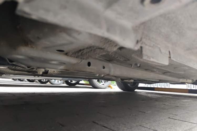Used Dongfeng Aeolus Yixuan MAX 2021 1.5T Ultra-Stylish Trendsetter Edition Chassis Front Left