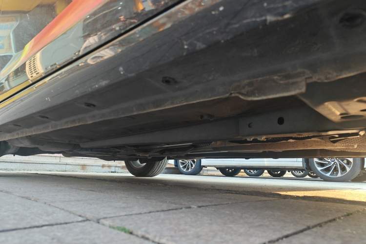 Used Dongfeng Aeolus Yixuan MAX 2021 1.5T Super Cool Dad Edition Chassis Front Right