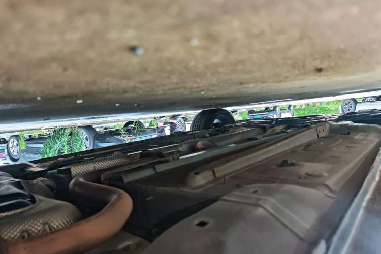 Used Dongfeng Aeolus Yixuan MAX 2021 1.5T Super-Powered Dad Edition Chassis Rear Left