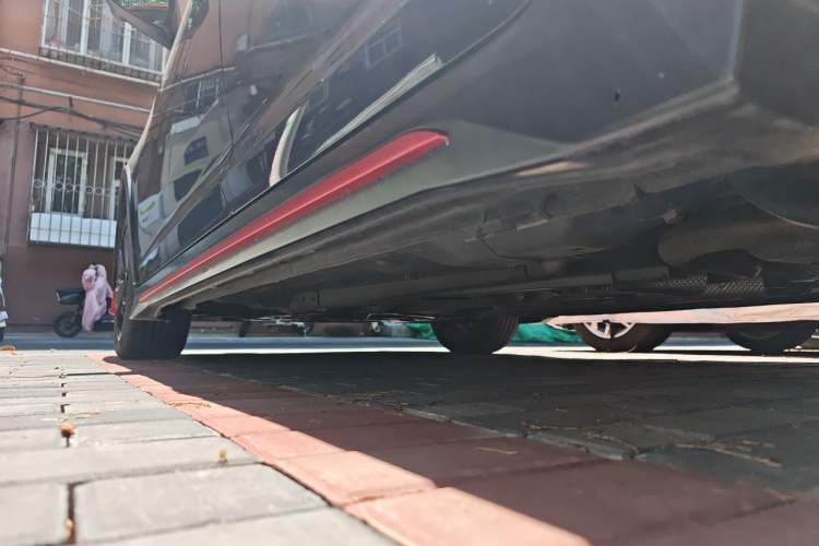 Used Dongfeng Aeolus Yixuan MAX 2021 1.5T Dark Night Sharp Edition Chassis Rear Left