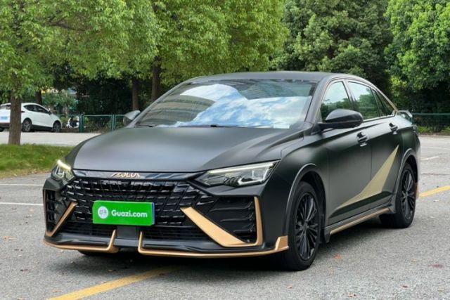 Used Dongfeng Aeolus Yixuan MAX 2021 1.5T Dark Night Holy Light Edition (Hybrid)