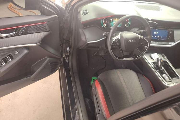 Used Dongfeng Aeolus Yixuan MAX 2021 1.5T Super-Powered Dad Edition Driver Seat