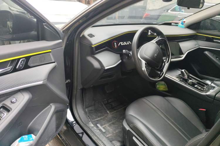 Used Dongfeng Aeolus Yixuan MAX 2021 Super-Efficient Dad Hybrid Edition Driver Seat