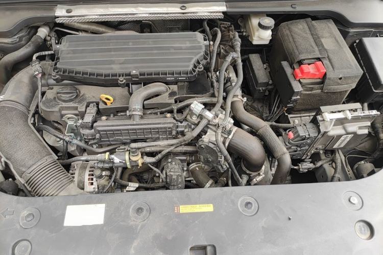 Used Dongfeng Aeolus Yixuan MAX 2021 1.5T Super Cool Dad Edition Engine Bay