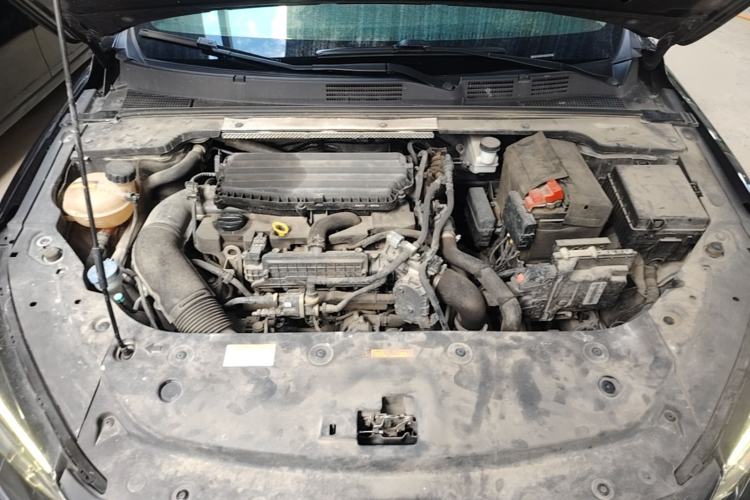 Used Dongfeng Aeolus Yixuan MAX 2021 1.5T Super-Powered Dad Edition Engine Bay