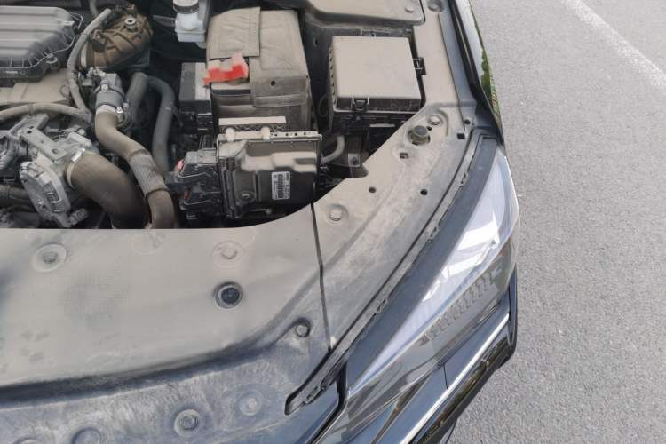 Used Dongfeng Aeolus Yixuan MAX 2021 1.5T Super Cool Dad Edition Engine Bay Left