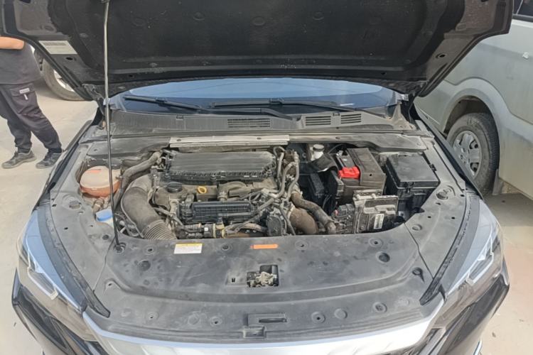 Used Dongfeng Aeolus Yixuan MAX 2021 1.5T Super-Powered Dad Edition Engine Bay