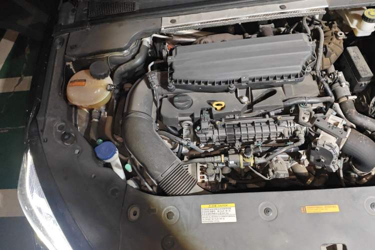 Used Dongfeng Aeolus Yixuan MAX 2021 1.5T Super Cool Dad Edition Engine Bay Right