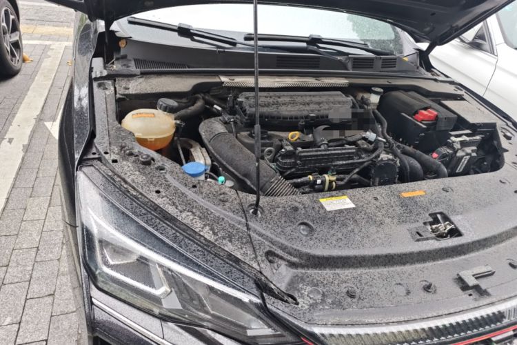 Used Dongfeng Aeolus Yixuan MAX 2021 1.5T Ultra-Stylish Trendsetter Edition Engine Bay Right