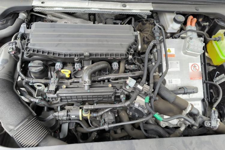 Used Dongfeng Aeolus Yixuan MAX 2021 1.5T Dark Night Holy Light Edition (Hybrid) Engine Bay