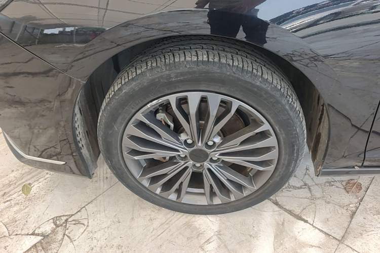 Used Dongfeng Aeolus Yixuan MAX 2021 1.5T Super-Powered Dad Edition Exterior 4