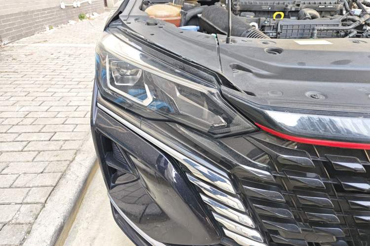 Used Dongfeng Aeolus Yixuan MAX 2021 1.5T Ultra-Stylish Trendsetter Edition Exterior 6