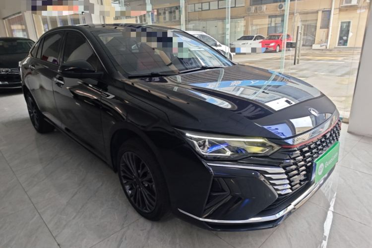Used Dongfeng Aeolus Yixuan MAX 2021 1.5T Ultra-Stylish Trendsetter Edition Front Right 45 Deg