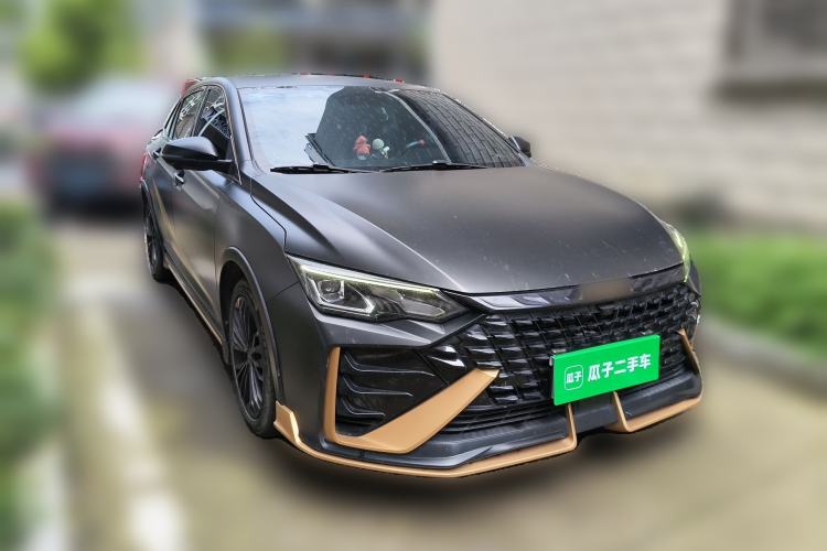Used Dongfeng Aeolus Yixuan MAX 2021 1.5T Dark Night Holy Light Edition (Hybrid) Front Right 45 Deg