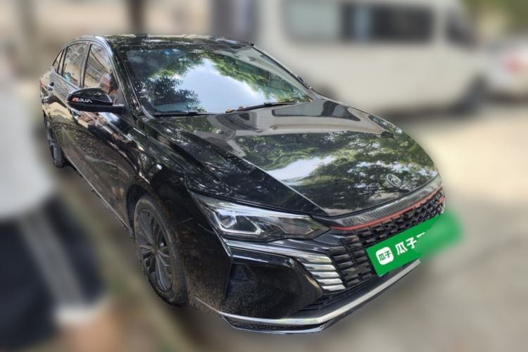 Used Dongfeng Aeolus Yixuan MAX 2021 1.5T Ultra-Stylish Trendsetter Edition Front Right 45 Deg
