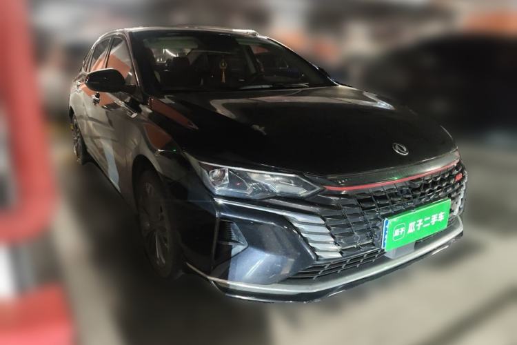 Used Dongfeng Aeolus Yixuan MAX 2021 1.5T Ultra-Stylish Trendsetter Edition Front Right 45 Deg