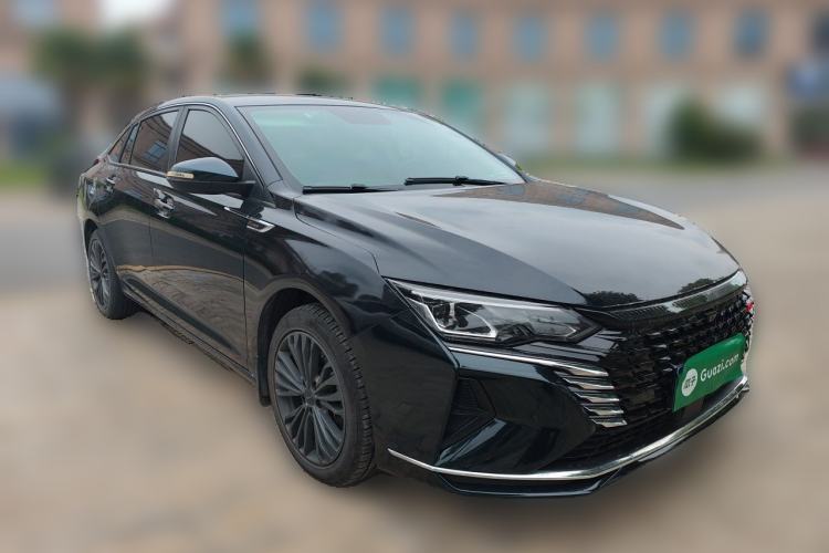 Used Dongfeng Aeolus Yixuan MAX 2021 1.5T Super-Powered Dad Edition Front Right 45 Deg