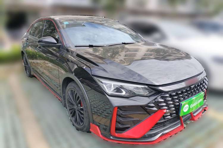 Used Dongfeng Aeolus Yixuan MAX 2021 1.5T Dark Night Sharp Edition Front Right 45 Deg