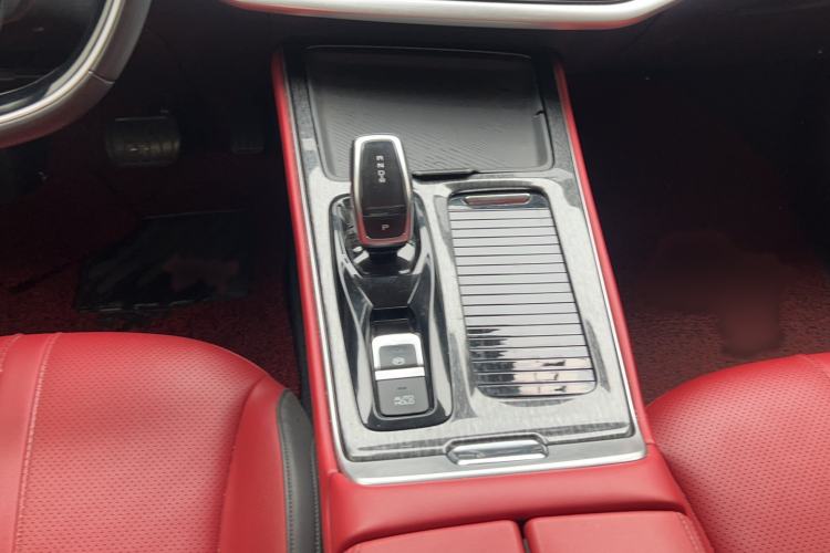 Used Dongfeng Aeolus Yixuan MAX 2021 1.5T Ultra-Stylish Trendsetter Edition Gear Lever