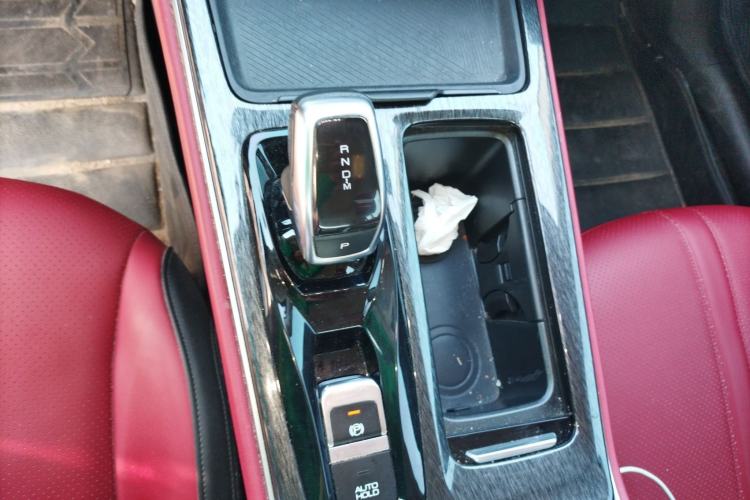 Used Dongfeng Aeolus Yixuan MAX 2021 1.5T Ultra-Stylish Trendsetter Edition Gear Lever