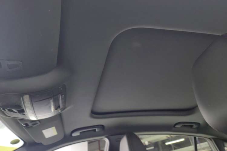 Used Dongfeng Aeolus Yixuan MAX 2021 1.5T Nightbreak Dawn Edition Headliner
