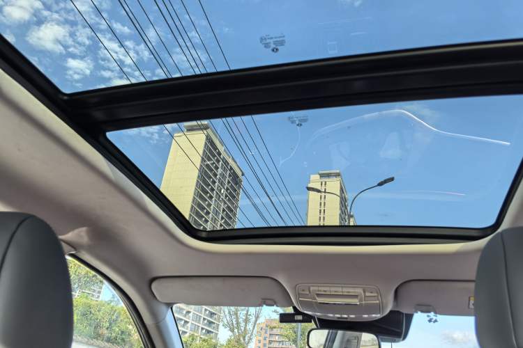 Used Dongfeng Aeolus Yixuan MAX 2021 1.5T Ultra-Stylish Trendsetter Edition Headliner