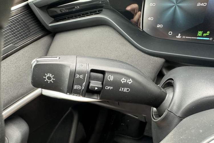 Used Dongfeng Aeolus Yixuan MAX 2021 1.5T Super Cool Dad Edition Interior 10