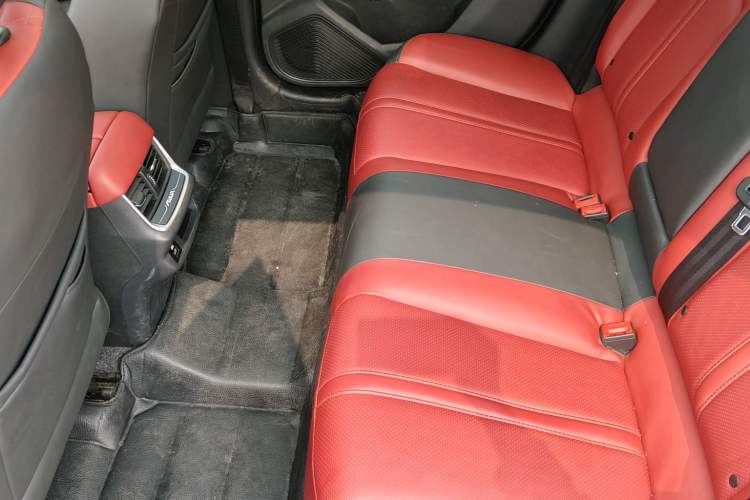 Used Dongfeng Aeolus Yixuan MAX 2021 1.5T Ultra-Stylish Trendsetter Edition Interior 8