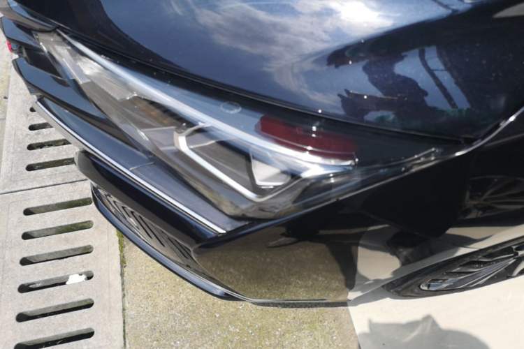 Used Dongfeng Aeolus Yixuan MAX 2021 1.5T Super-Powered Dad Edition Left Front Headlight