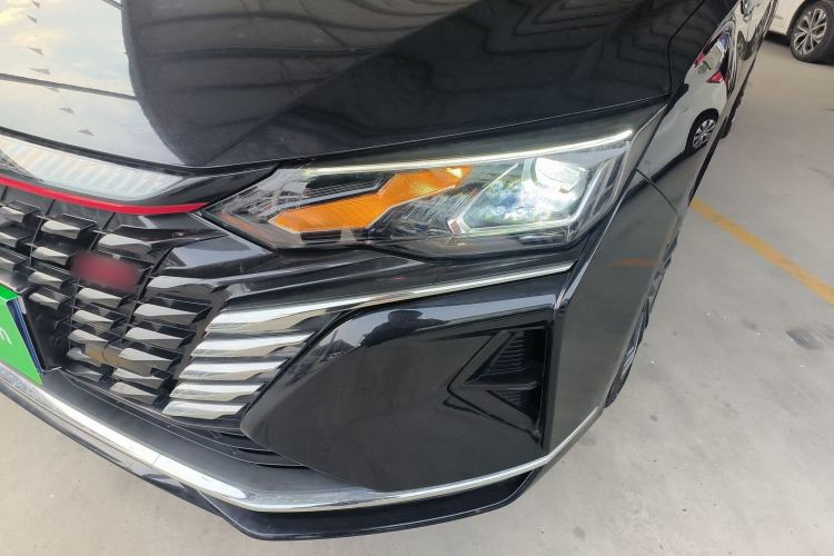 Used Dongfeng Aeolus Yixuan MAX 2021 1.5T Ultra-Stylish Trendsetter Edition Left Front Headlight
