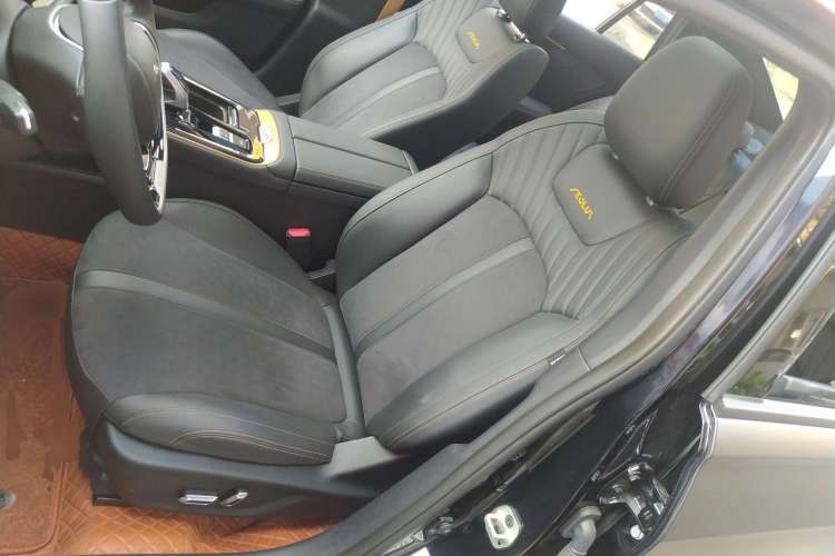 Used Dongfeng Aeolus Yixuan MAX 2021 1.5T Dark Night Holy Light Edition (Hybrid) Left Front Seat